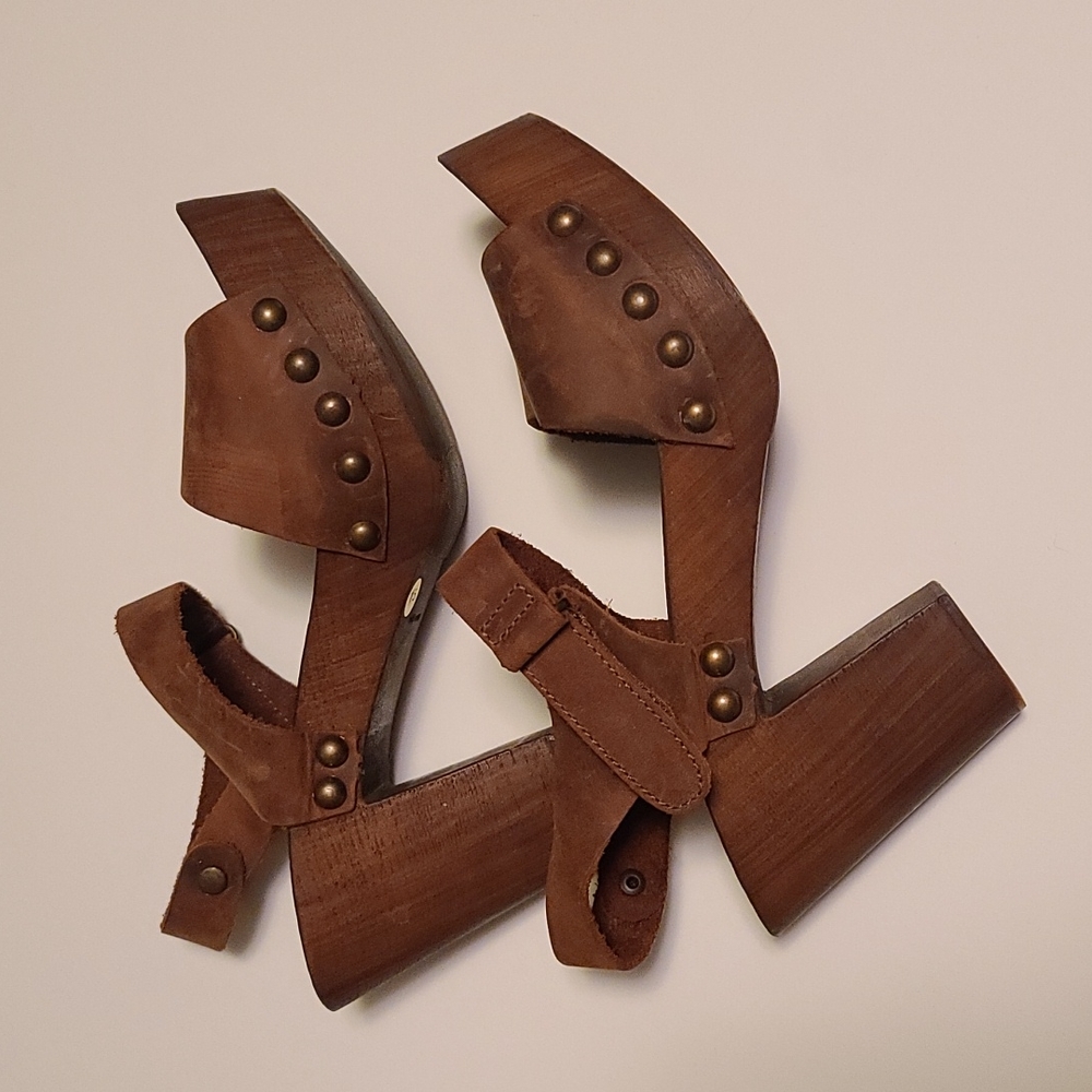 Sandals/clogs